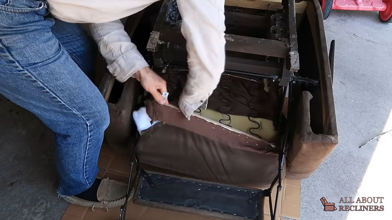 How To Take A Recliner Apart StepbyStep Instructions